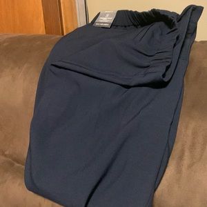 Van Heusen 18 short blue